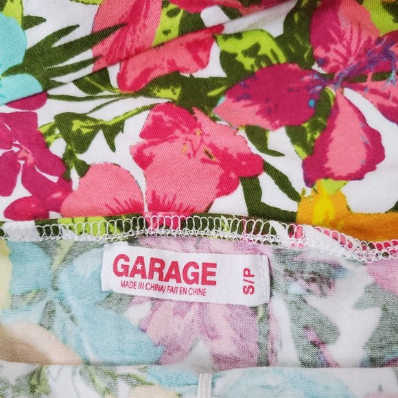 Bundle of 2, Strapless Tops, Peplum - Picture 4 of 10